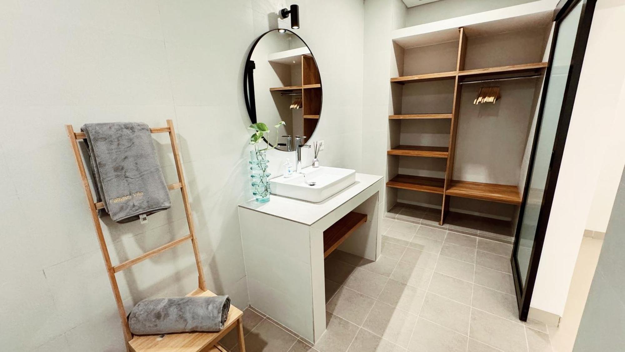 Villa Niu Center Canggu - Fattylion Экстерьер фото